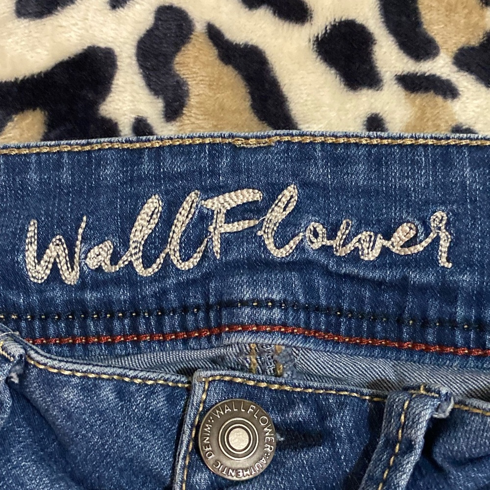 Wallflower Women's Dark Blue Boot-Cut Jeans - Picture 4 of 5